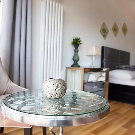 I.m.a Towarowa Apartamento